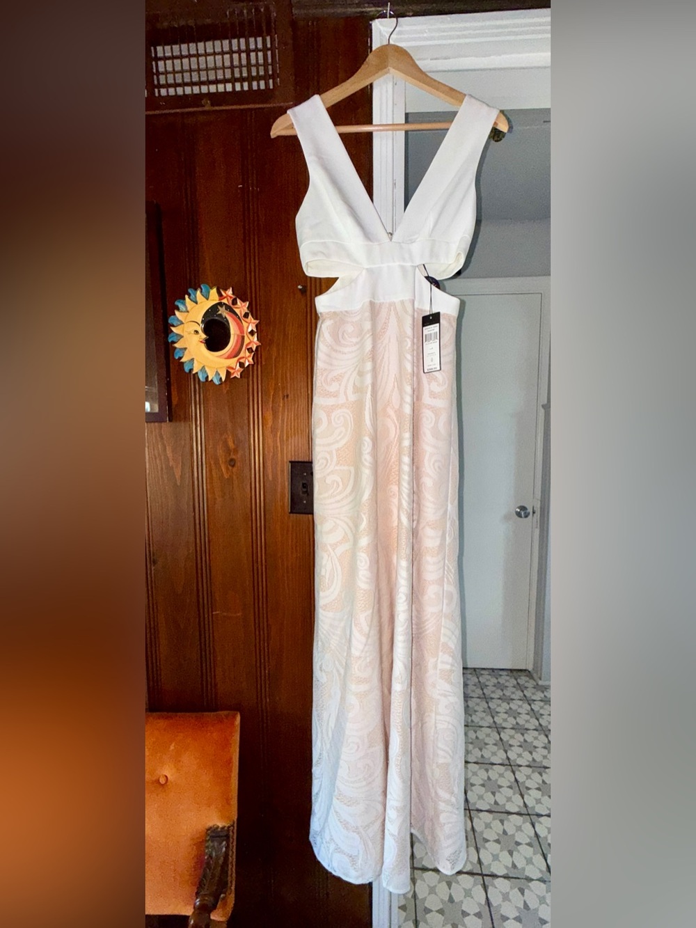 NWT BCBGMAXAZRIA Marilyne Off White Cutout Gown | Size 2 | MSRP $368